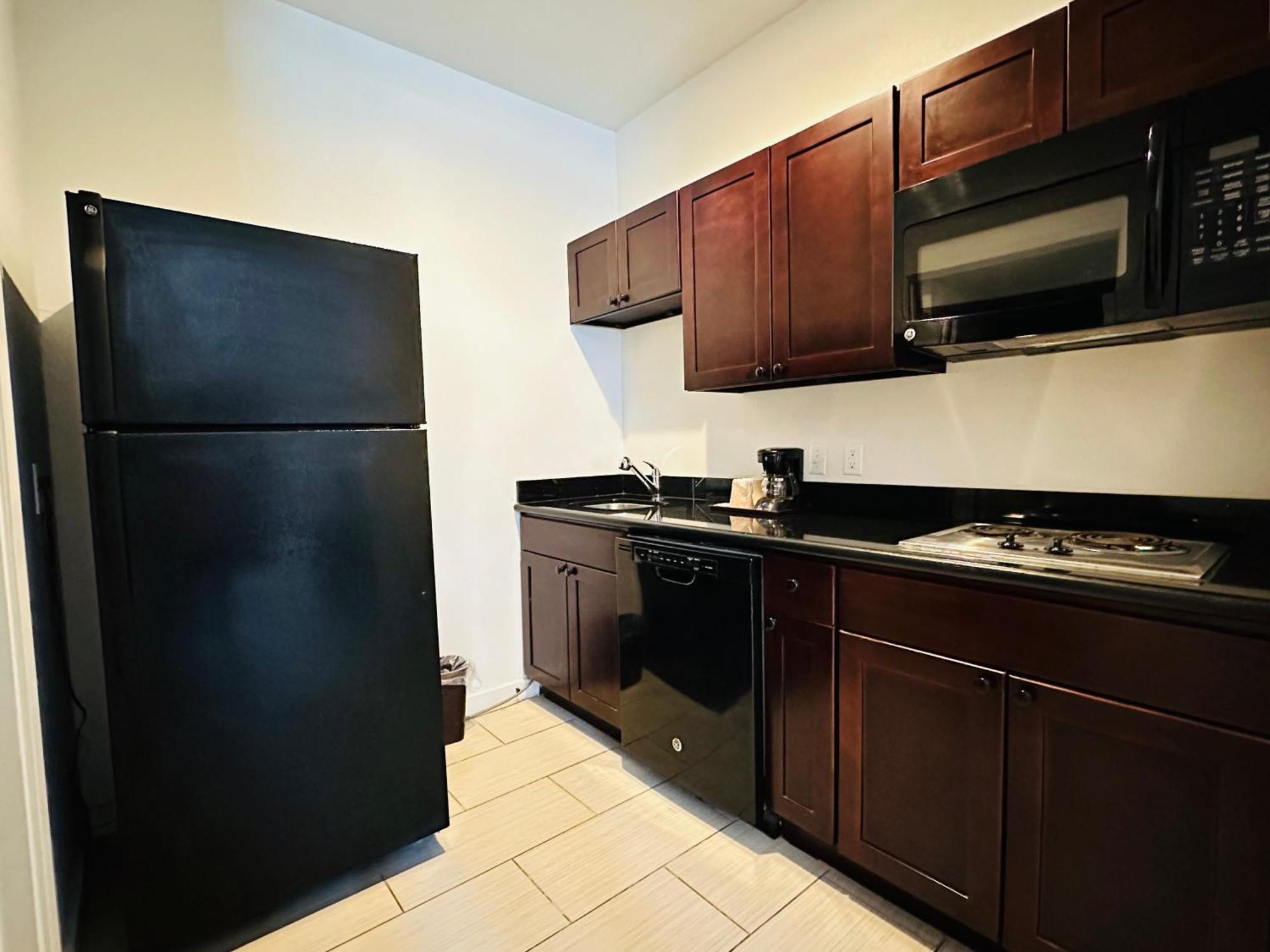 Lux Inn And Suites Three Rivers Esterno foto